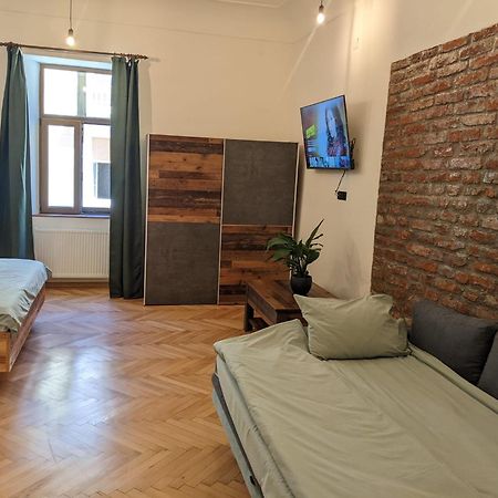 The Industrique Home - 3 Bedroom Apartment Timişoara Eksteriør bilde